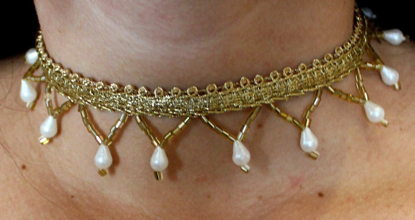 Golden Mist Choker