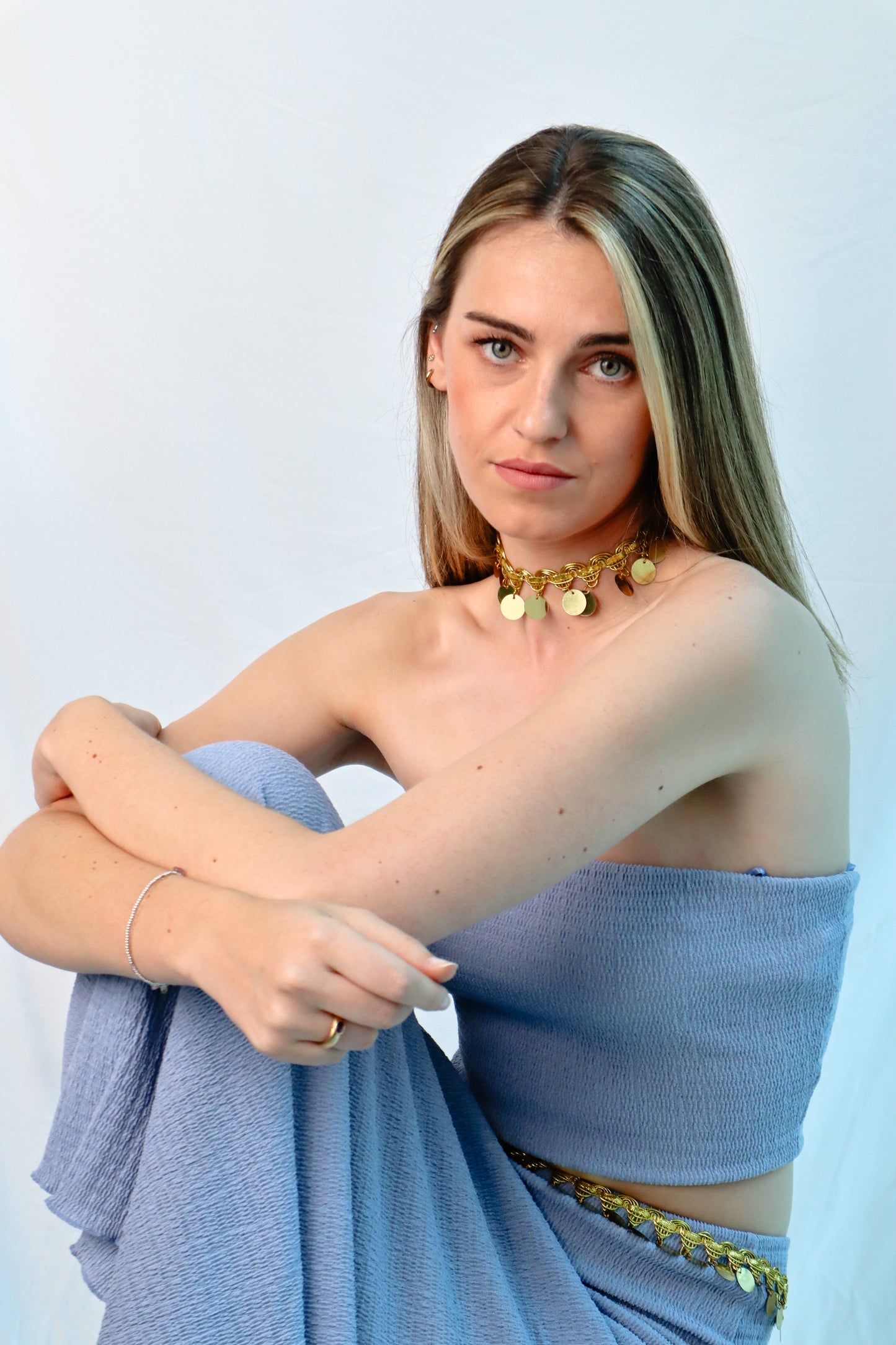 Prismatic choker - gold