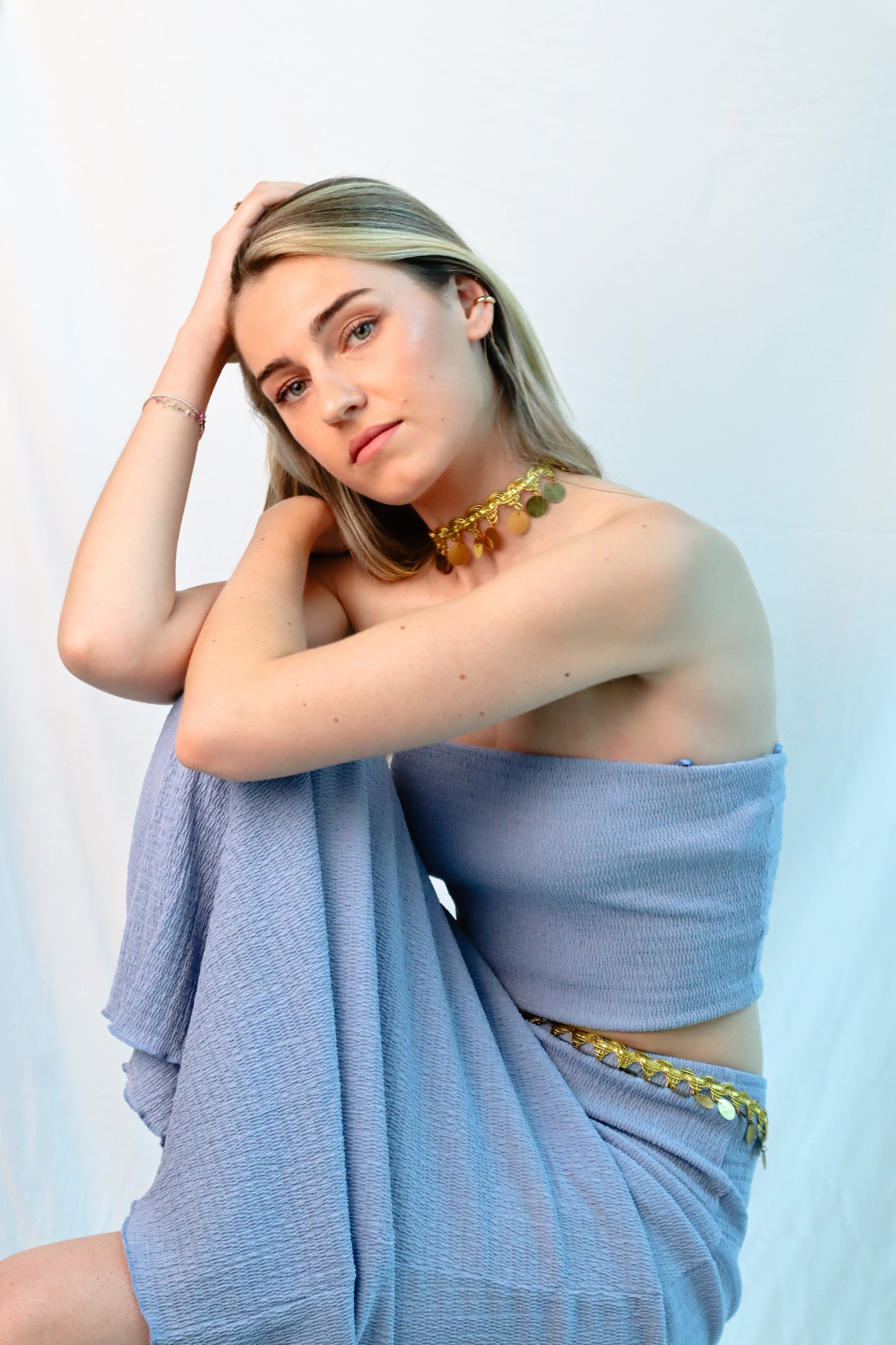 Prismatic choker - gold