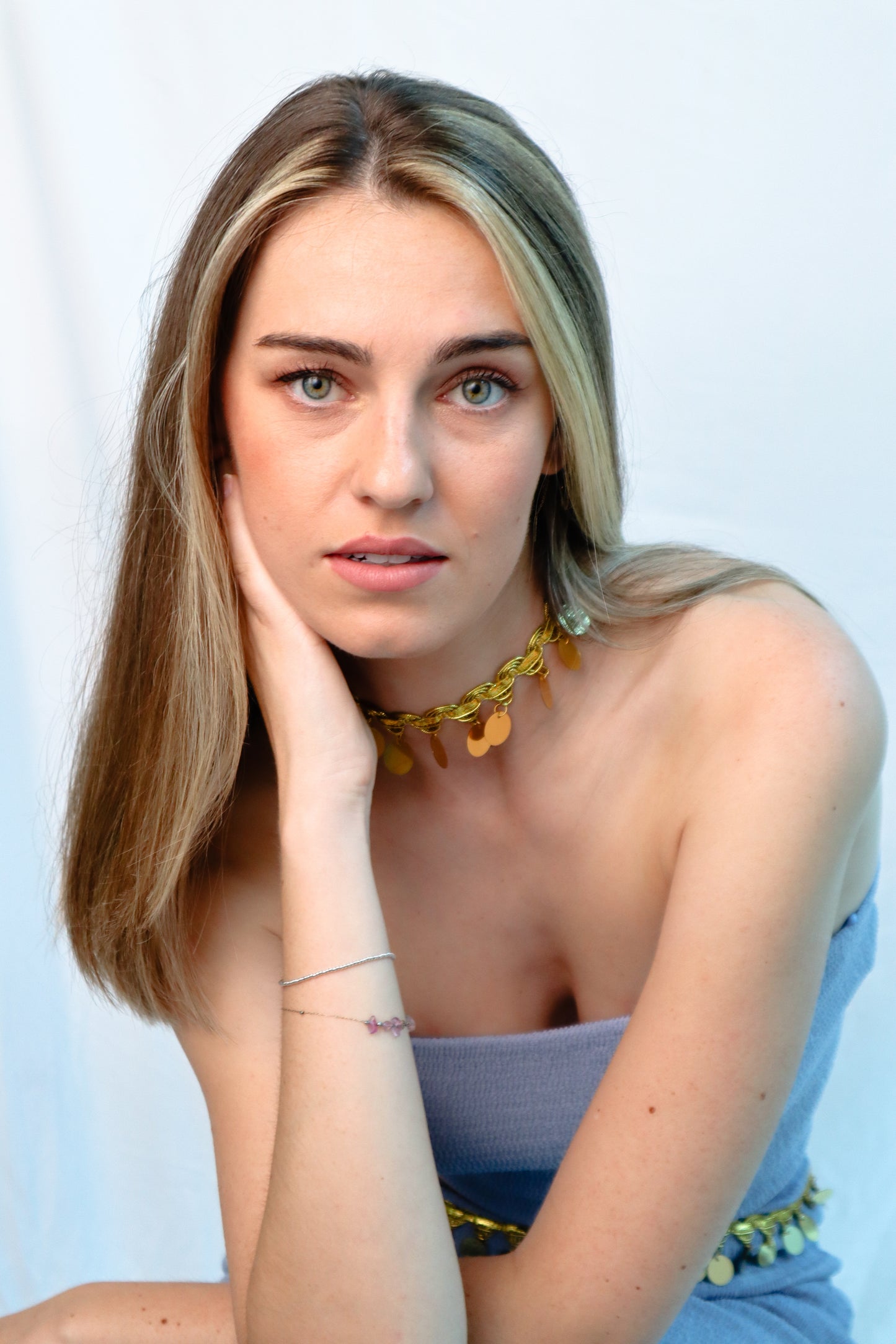 Prismatic choker - gold