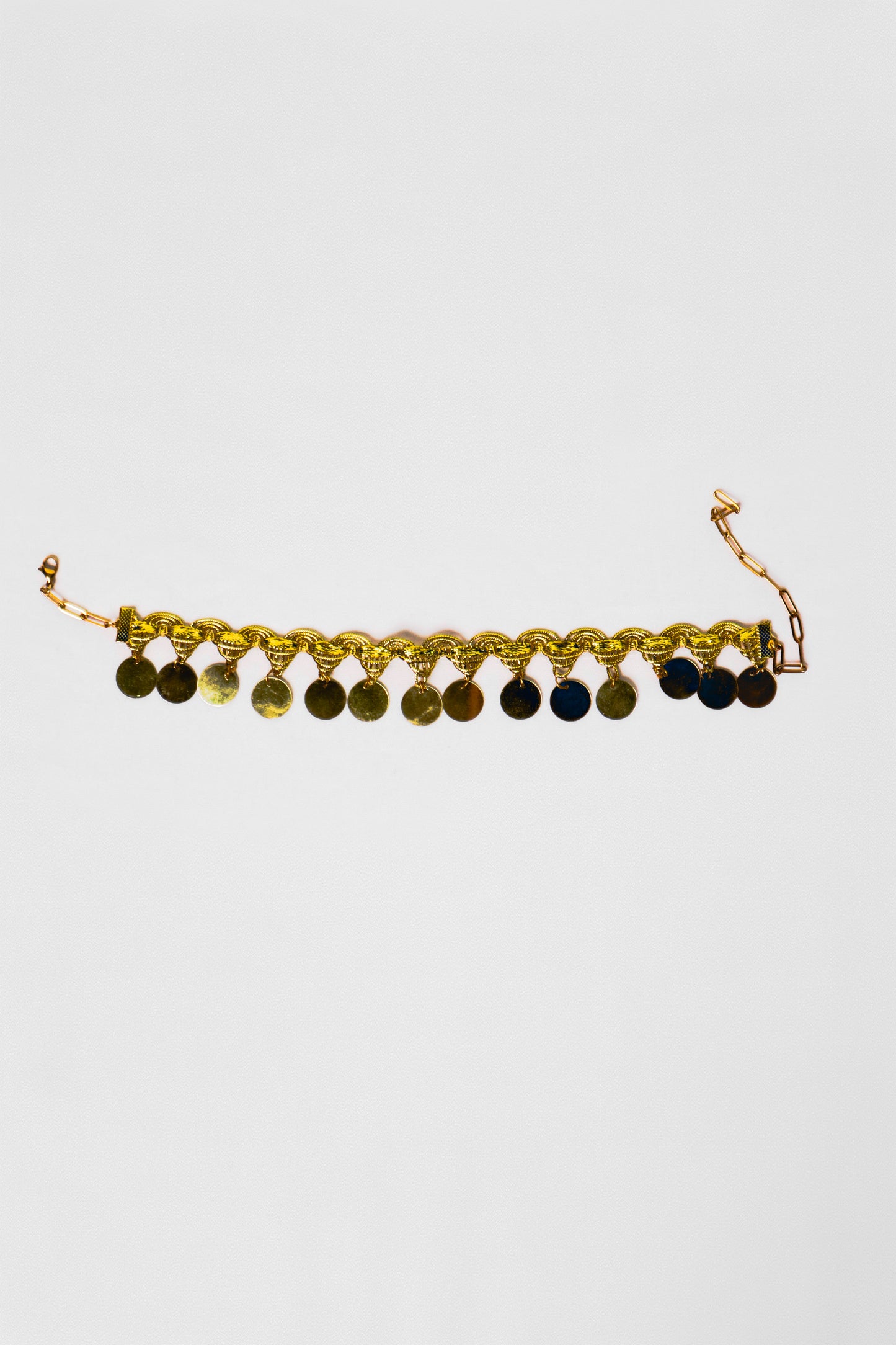 Prismatic choker - gold